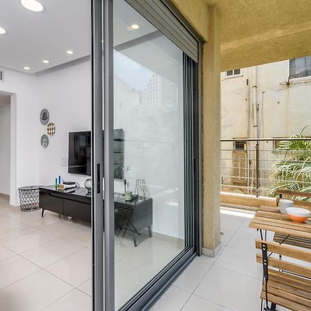 Very Nice 1 Bdr Apartment 2 Min From The Beach ! 텔아비브 외부 사진