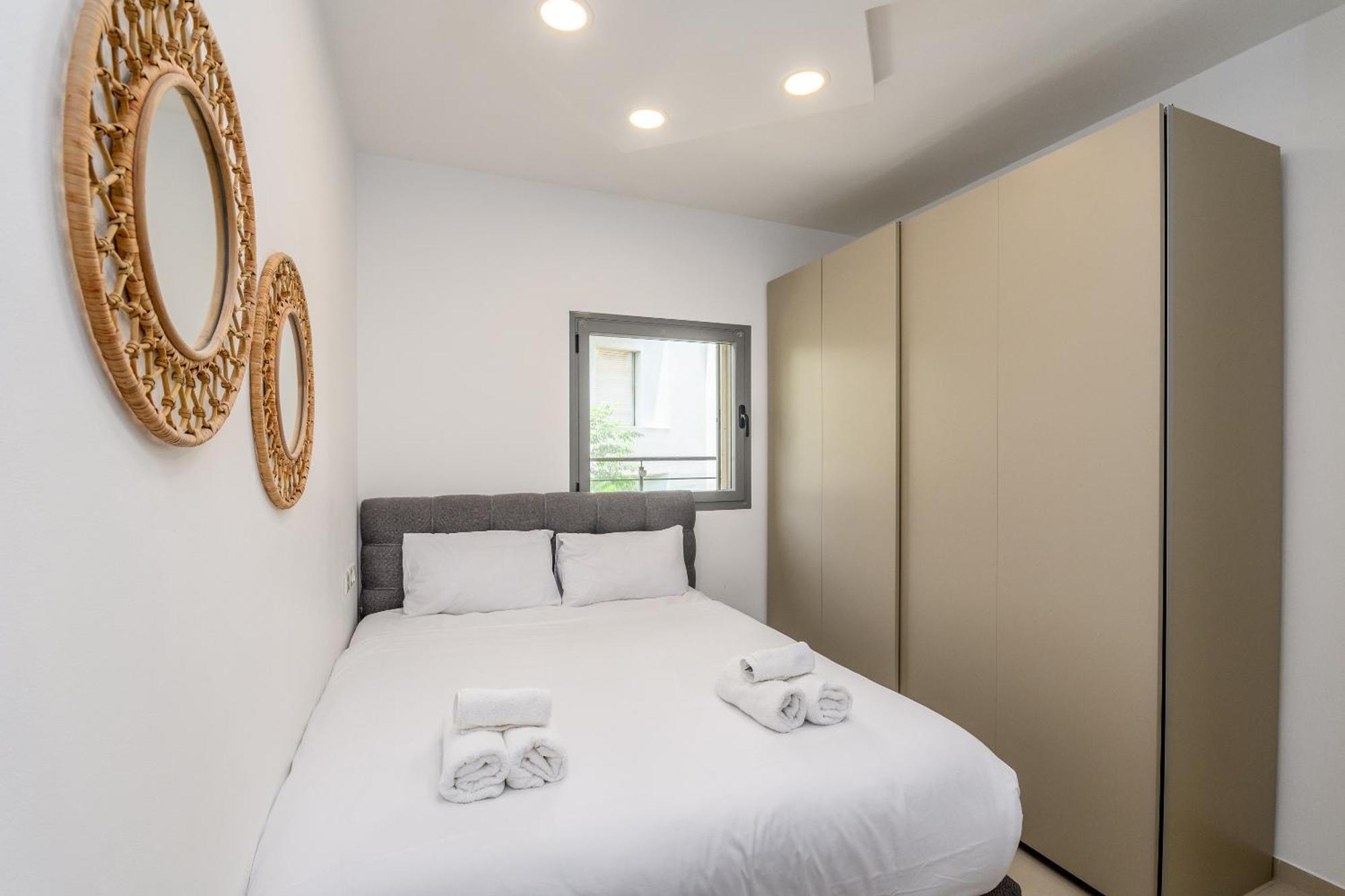 Very Nice 1 Bdr Apartment 2 Min From The Beach ! 텔아비브 외부 사진