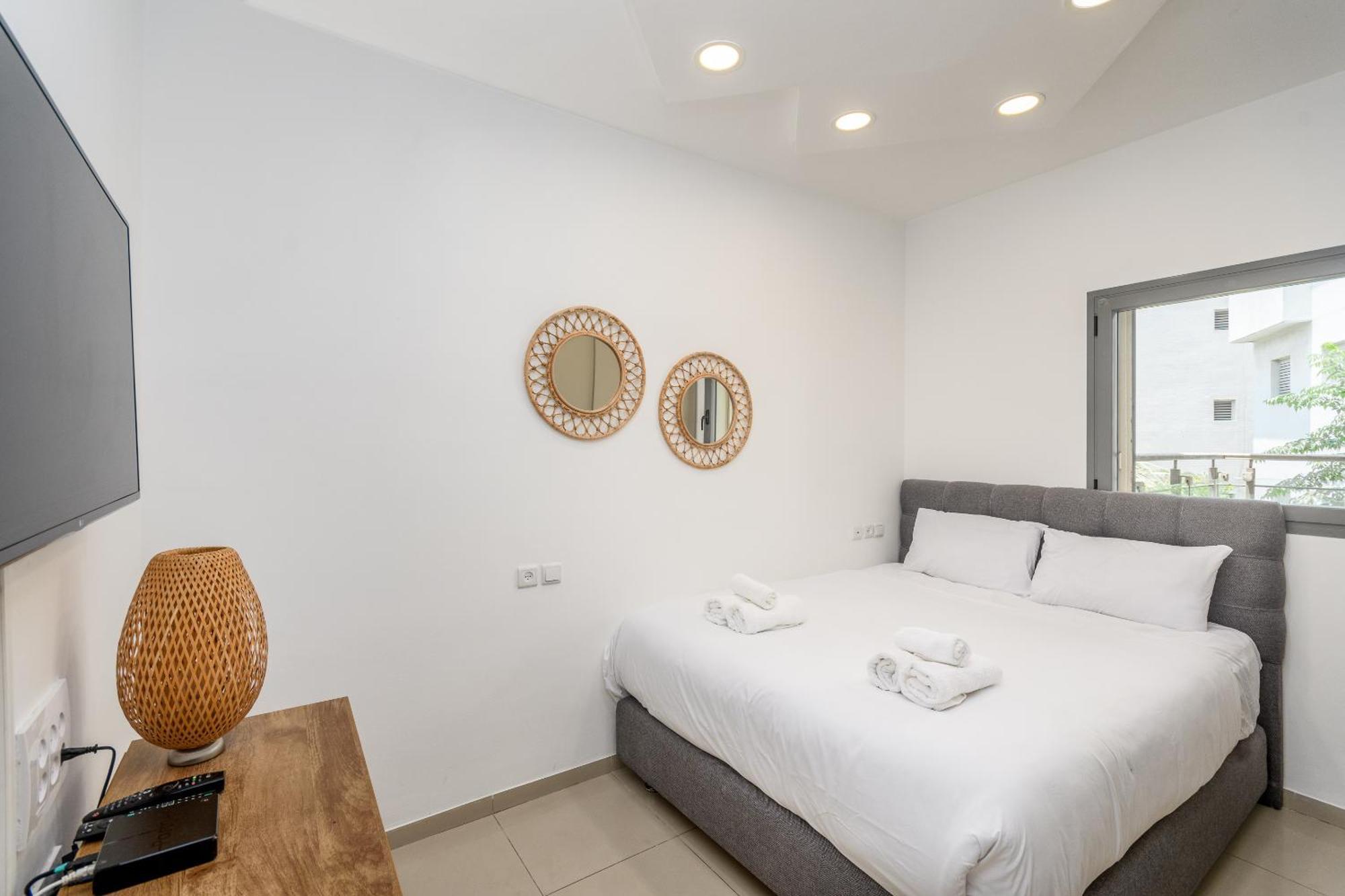 Very Nice 1 Bdr Apartment 2 Min From The Beach ! 텔아비브 외부 사진