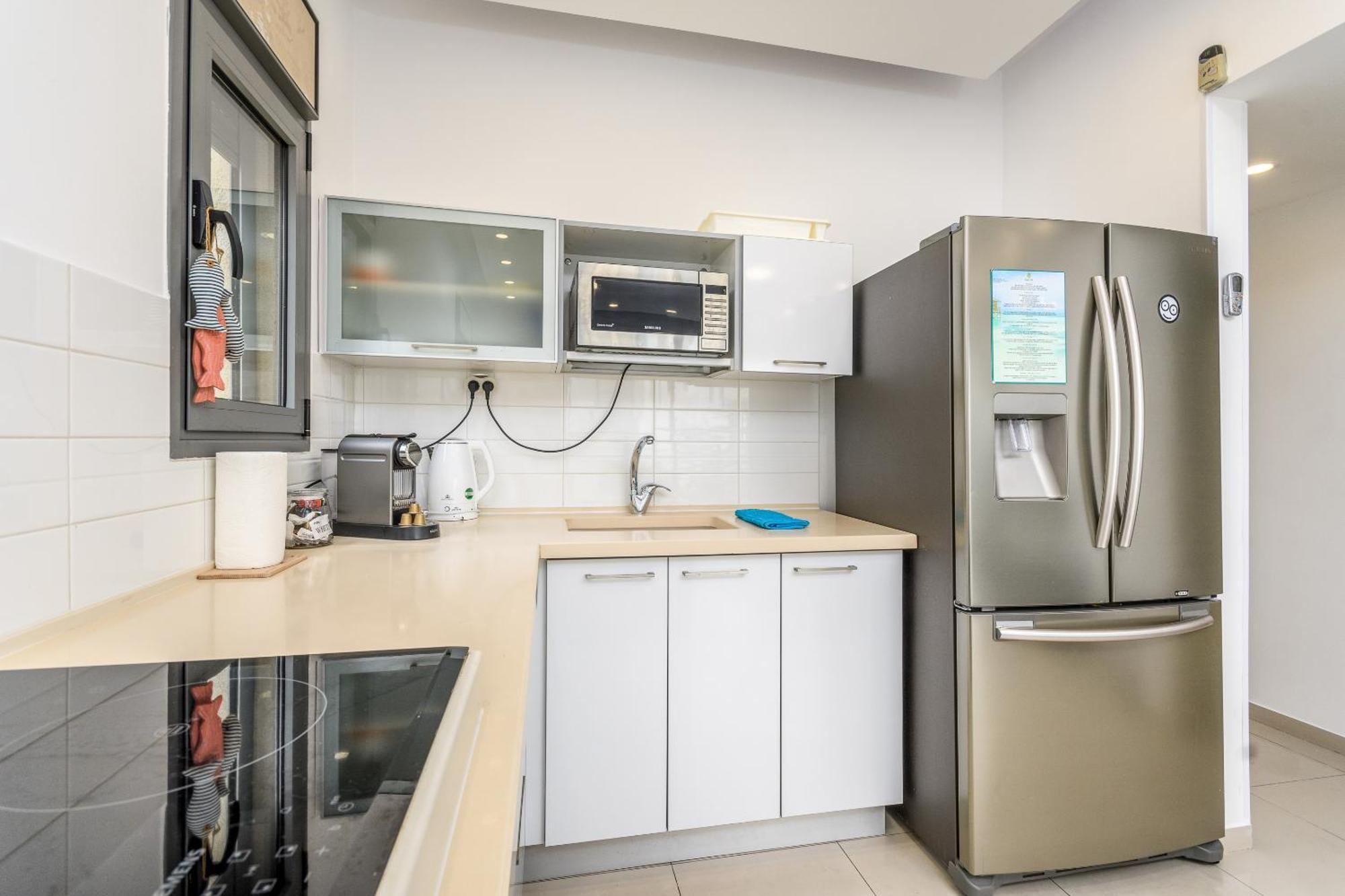 Very Nice 1 Bdr Apartment 2 Min From The Beach ! 텔아비브 외부 사진