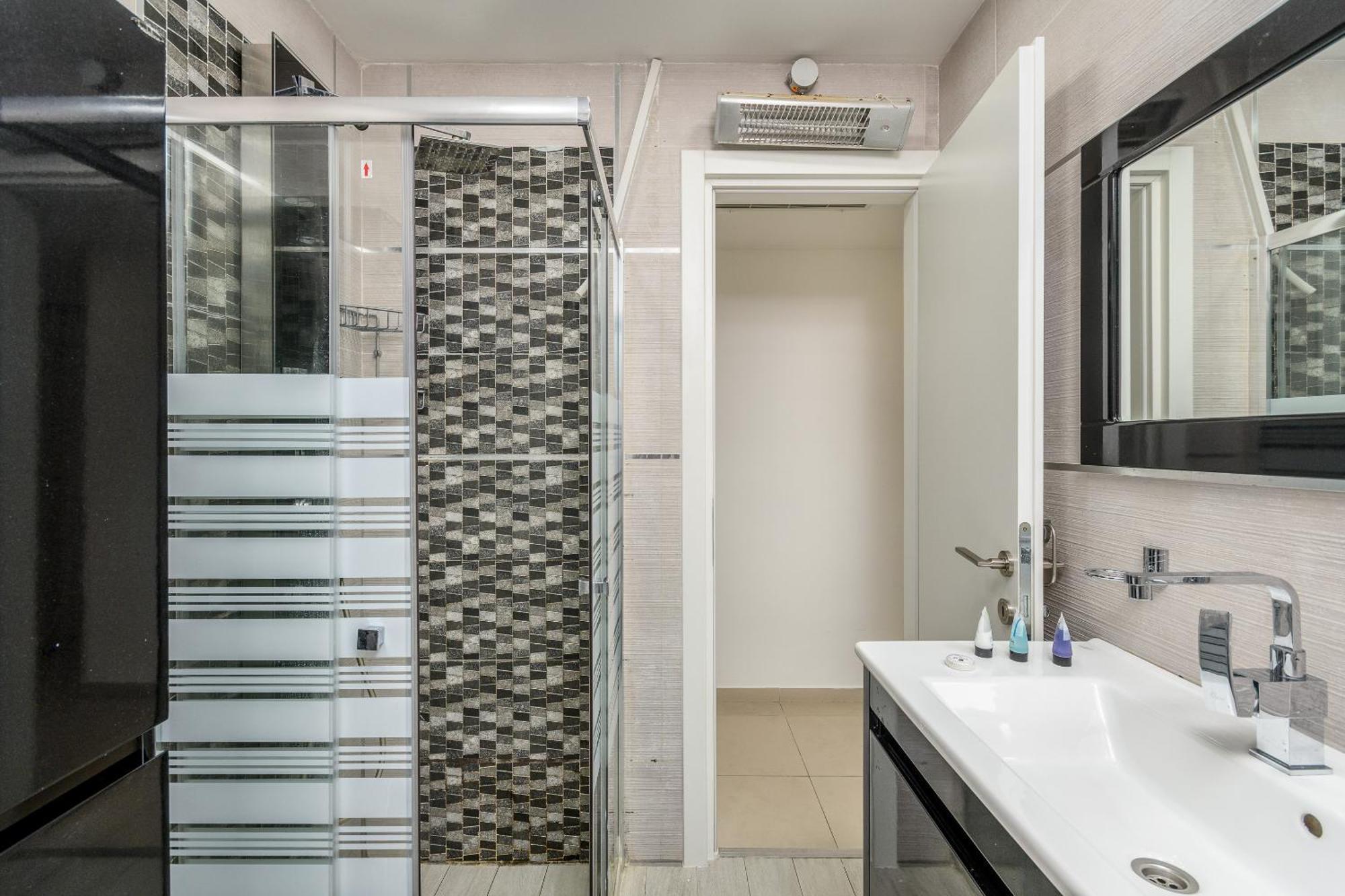 Very Nice 1 Bdr Apartment 2 Min From The Beach ! 텔아비브 외부 사진