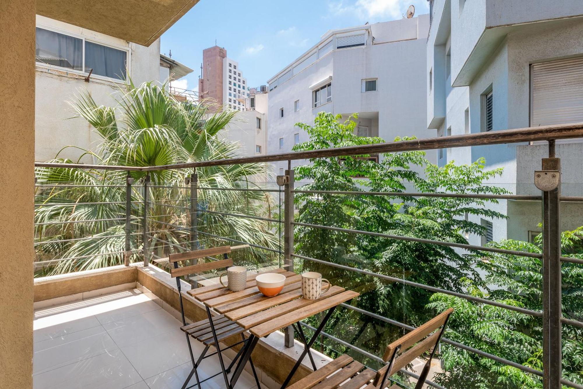 Very Nice 1 Bdr Apartment 2 Min From The Beach ! 텔아비브 외부 사진